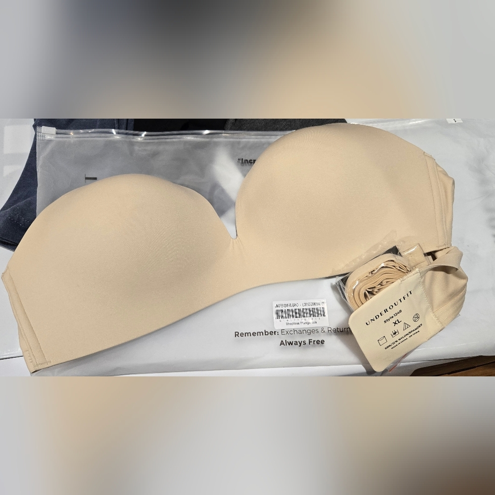 Underoutfit Strapless Bra